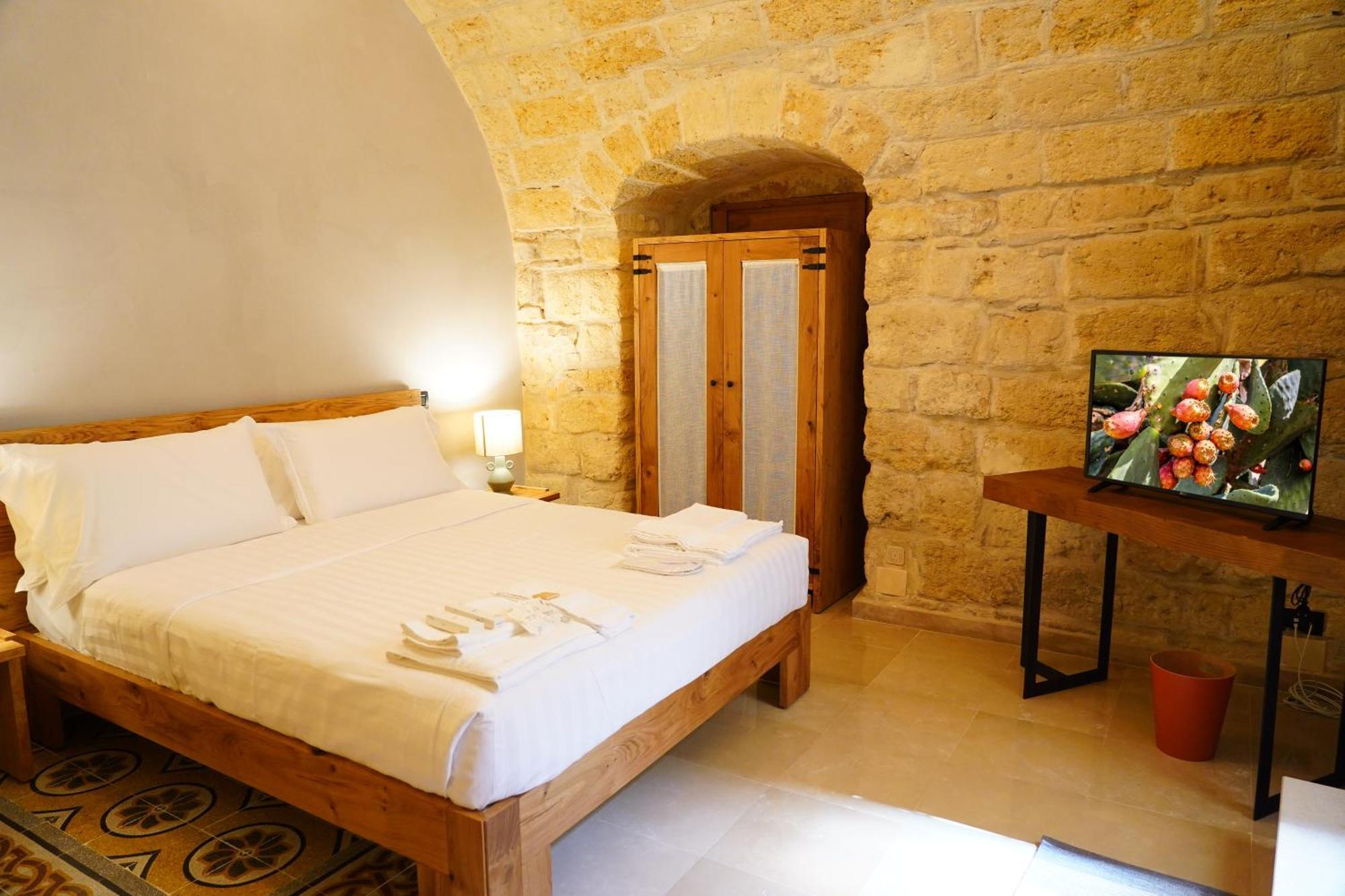 Terra Di Trani Hotel ภายนอก รูปภาพ